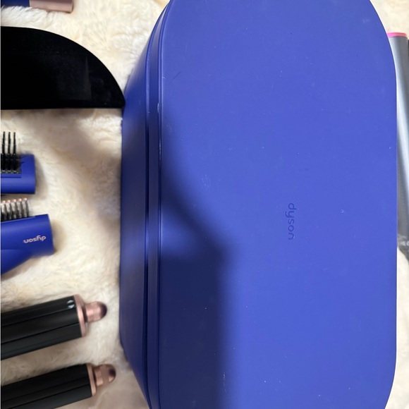 Dyson Blue Rose Airwrap - Picture 4 of 4